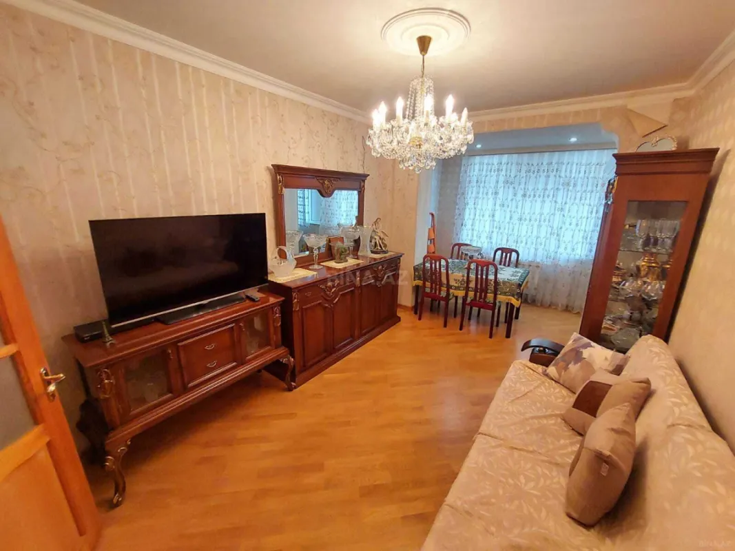 Satılır 2 otaqlı mənzil 70 m²