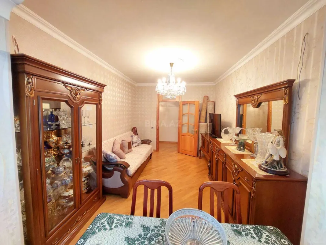 Satılır 2 otaqlı mənzil 70 m²