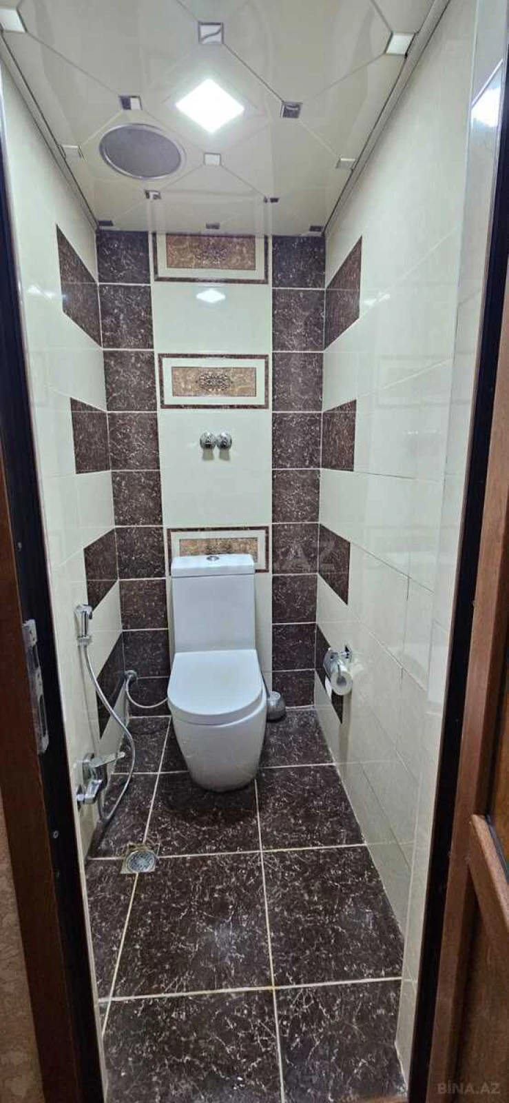 Satılır 3 otaqlı mənzil 98 m²