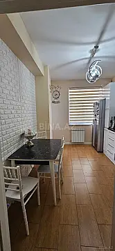 Satılır 3 otaqlı mənzil 98 m²