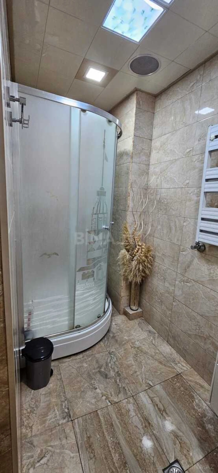 Satılır 3 otaqlı mənzil 98 m²