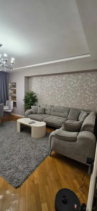 Satılır 3 otaqlı mənzil 98 m²