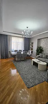 Satılır 3 otaqlı mənzil 98 m²