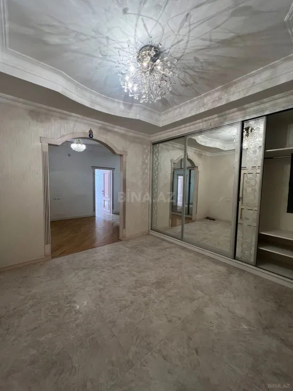 Kirayə verilir 3 otaqlı mənzil 160 m²