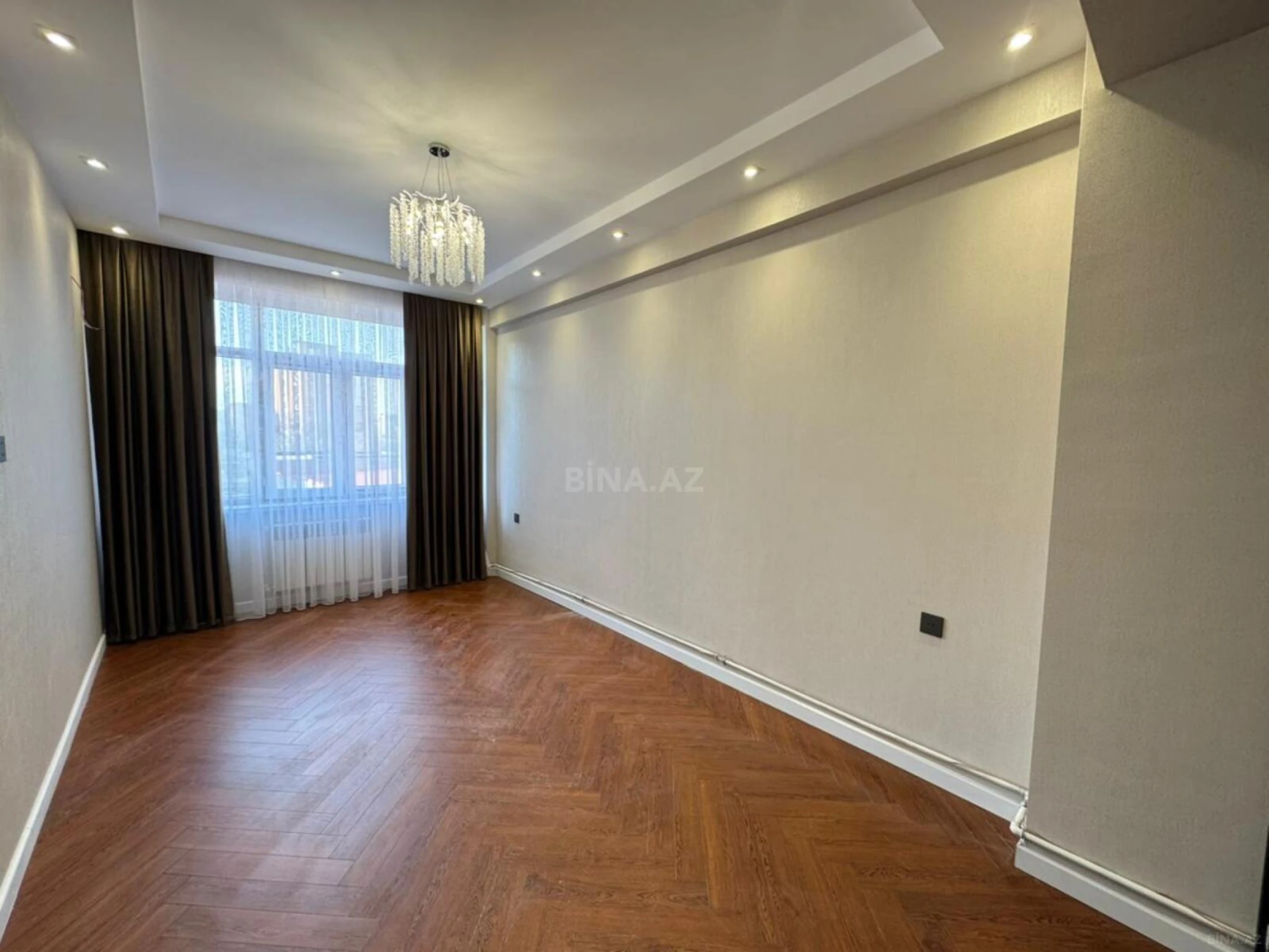 Satılır 2 otaqlı mənzil 53 m²