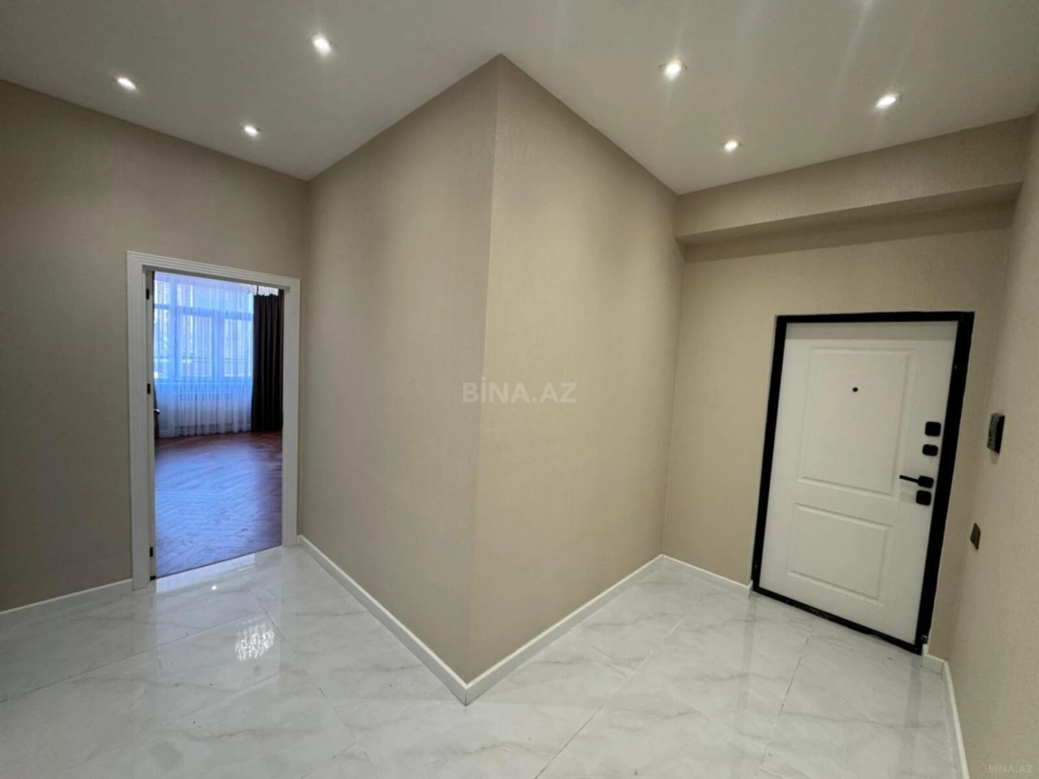 Satılır 2 otaqlı mənzil 53 m²