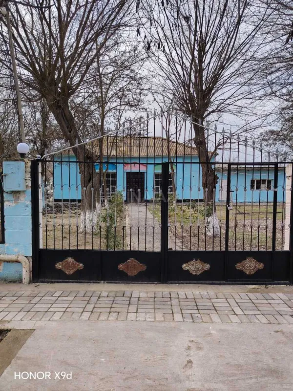 Satılır obyekt 136 m²