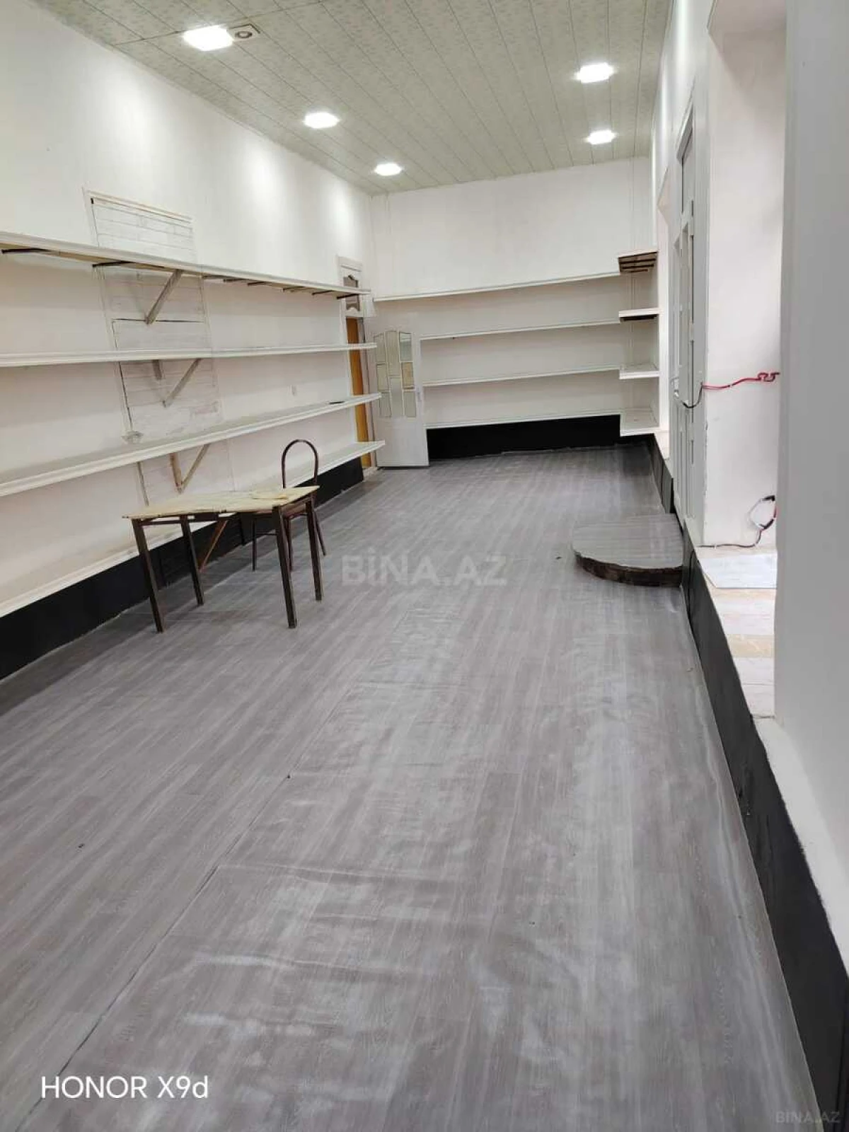 Satılır obyekt 136 m²