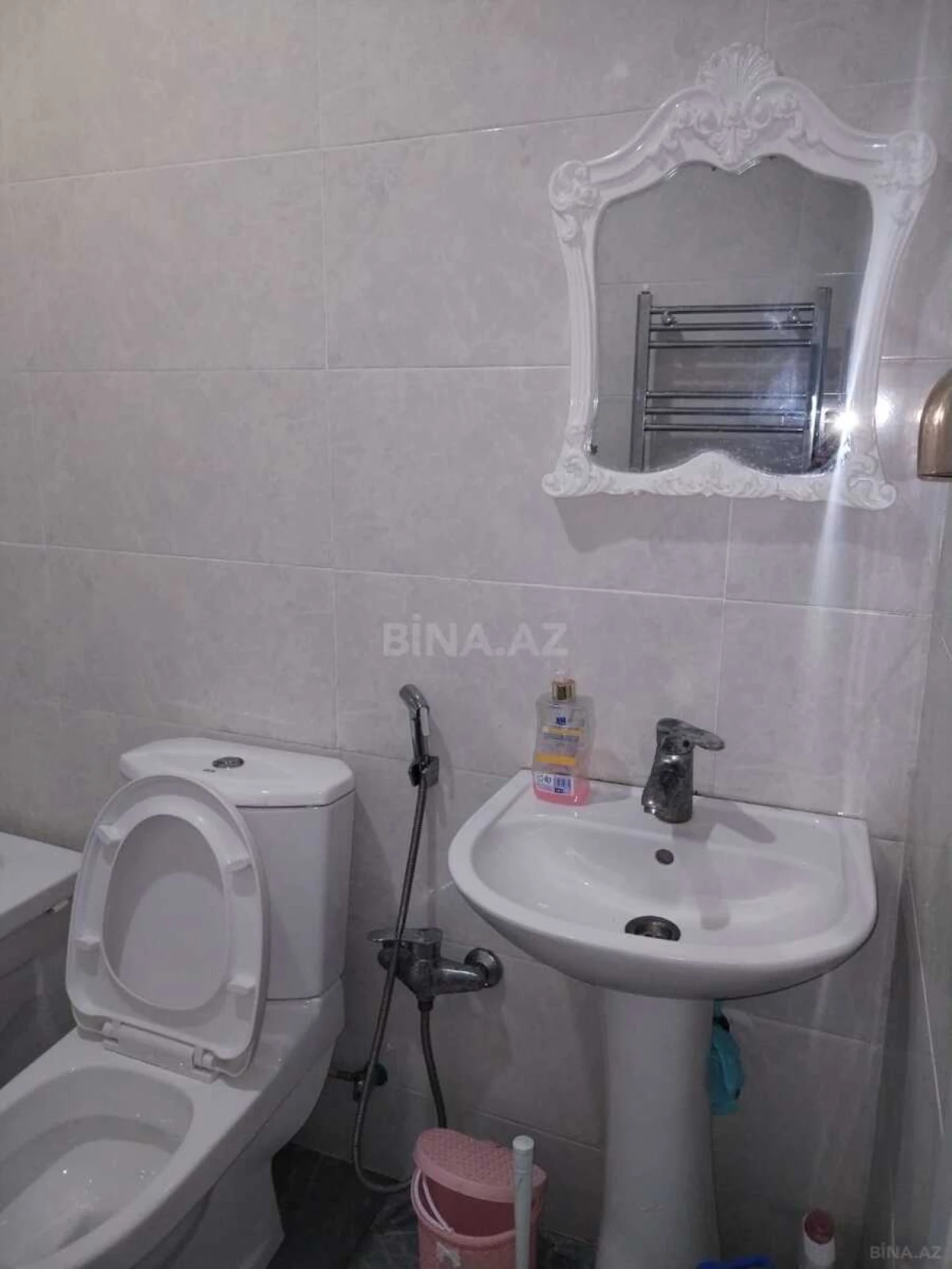 Kirayə verilir 2 otaqlı mənzil 55 m²