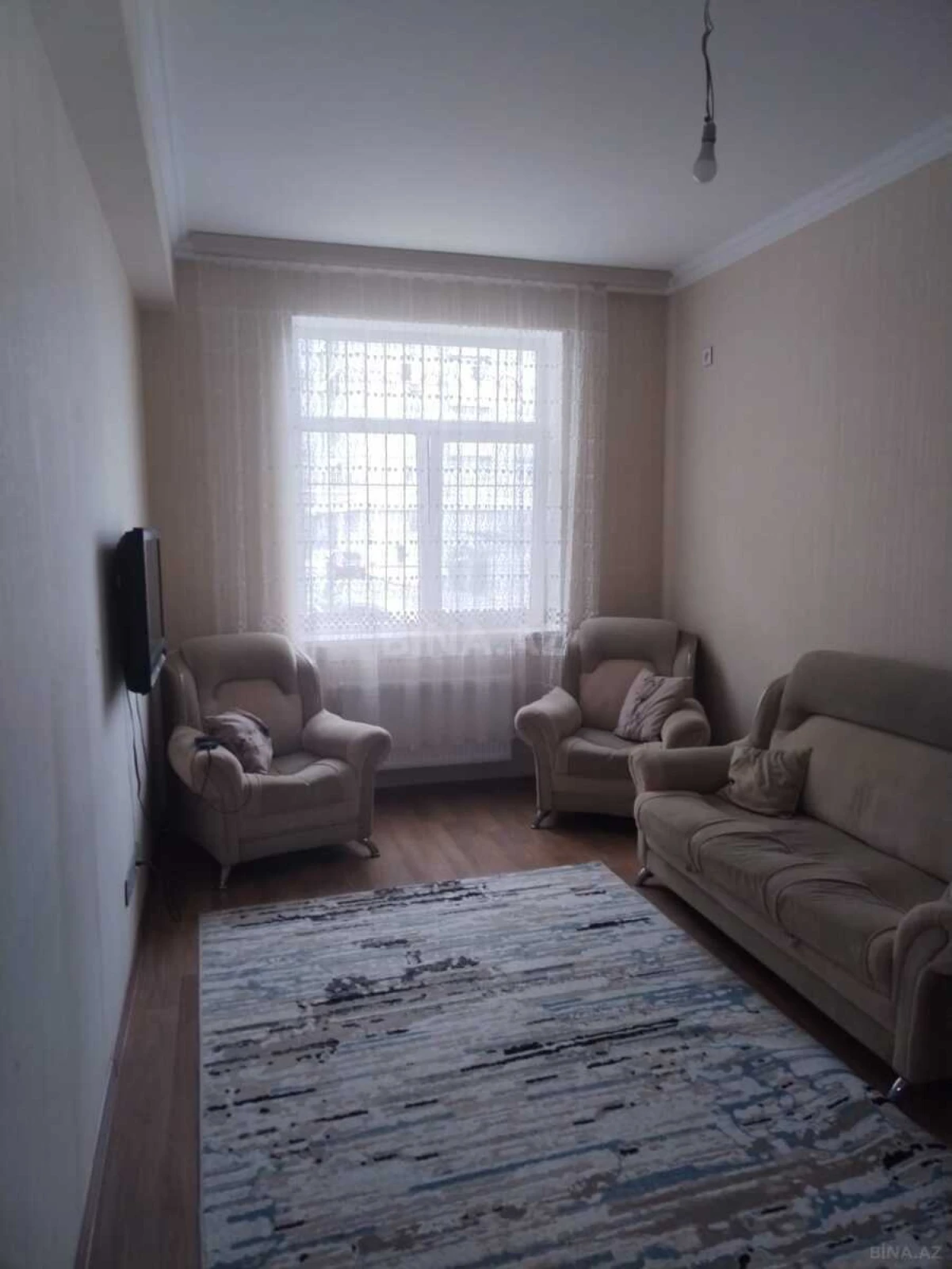 Kirayə verilir 2 otaqlı mənzil 55 m²