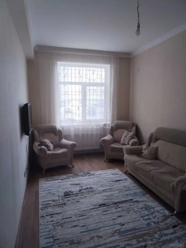Kirayə verilir 2 otaqlı mənzil 55 m²