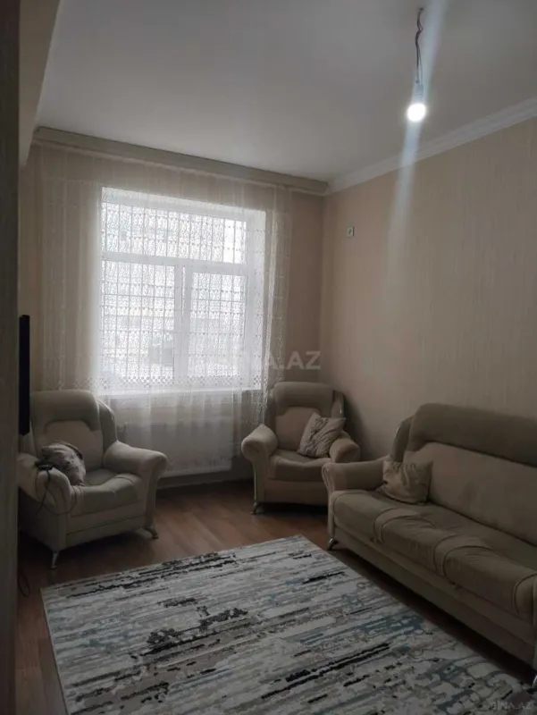Kirayə verilir 2 otaqlı mənzil 55 m²