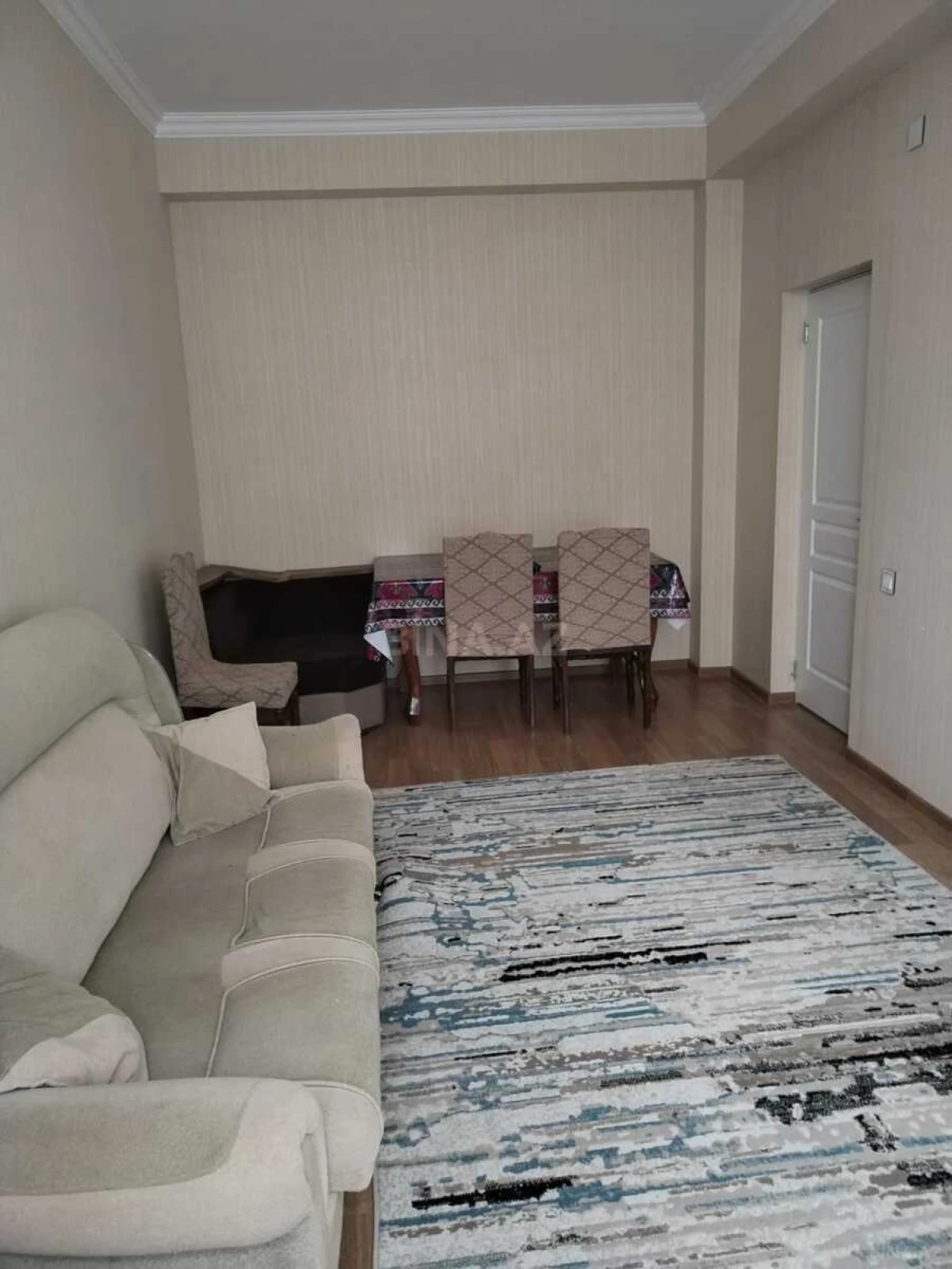 Kirayə verilir 2 otaqlı mənzil 55 m²