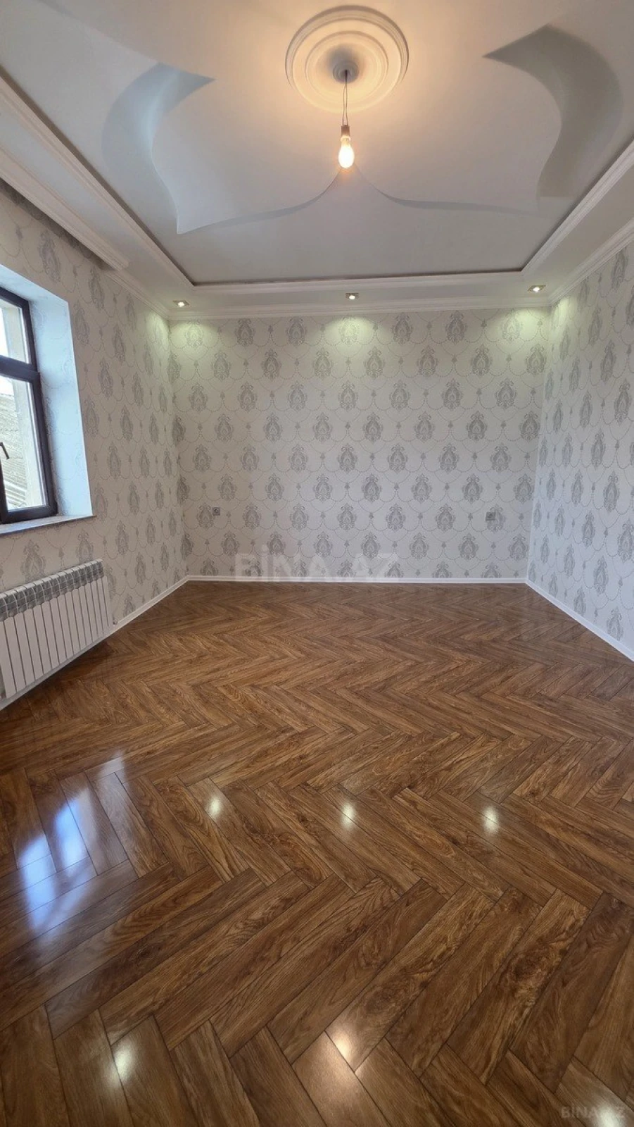 Satılır 6 otaqlı həyət evi 230 m²