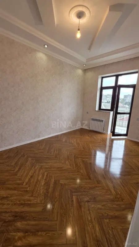 Satılır 6 otaqlı həyət evi 230 m²