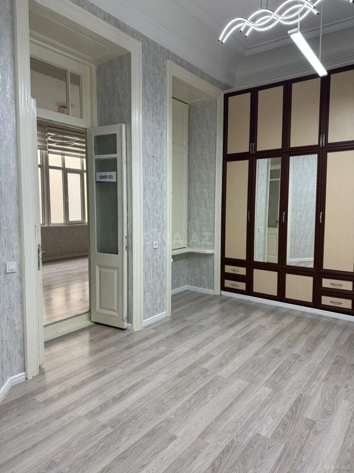 Kirayə verilir 3 otaqlı ofis 150 m²