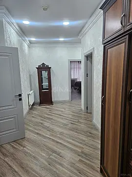 Kirayə verilir 3 otaqlı mənzil 145 m²