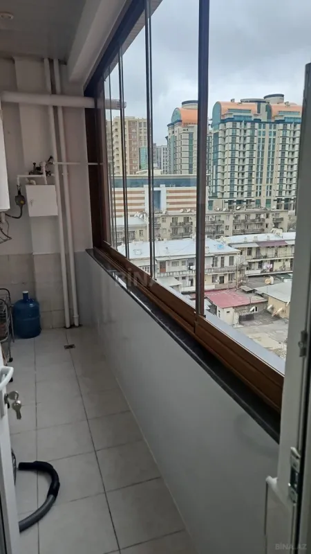 Kirayə verilir 3 otaqlı mənzil 145 m²