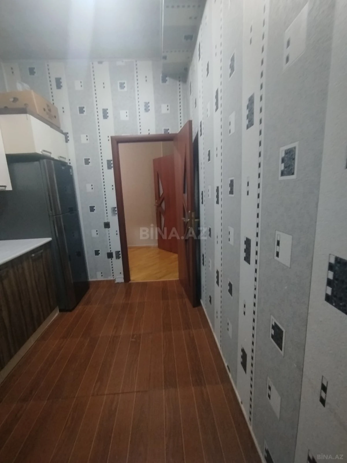 Kirayə verilir 2 otaqlı mənzil 75 m²