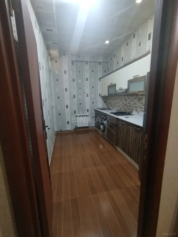 Kirayə verilir 2 otaqlı mənzil 75 m²