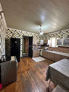 Satılır 7 otaqlı həyət evi 270 m²