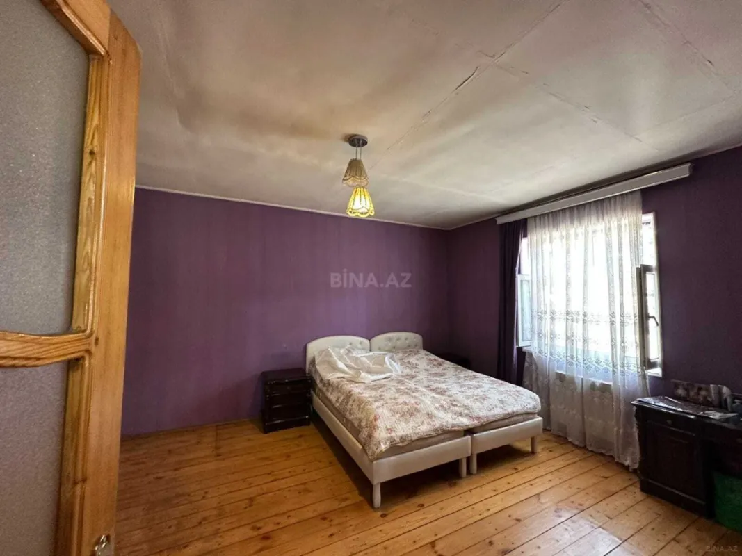 Satılır 7 otaqlı həyət evi 270 m²