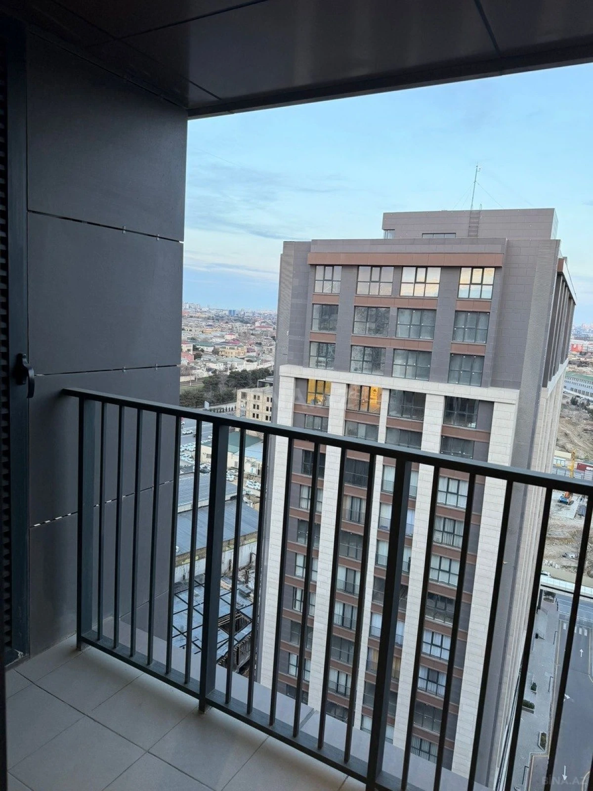 Kirayə verilir 2 otaqlı mənzil 68 m²
