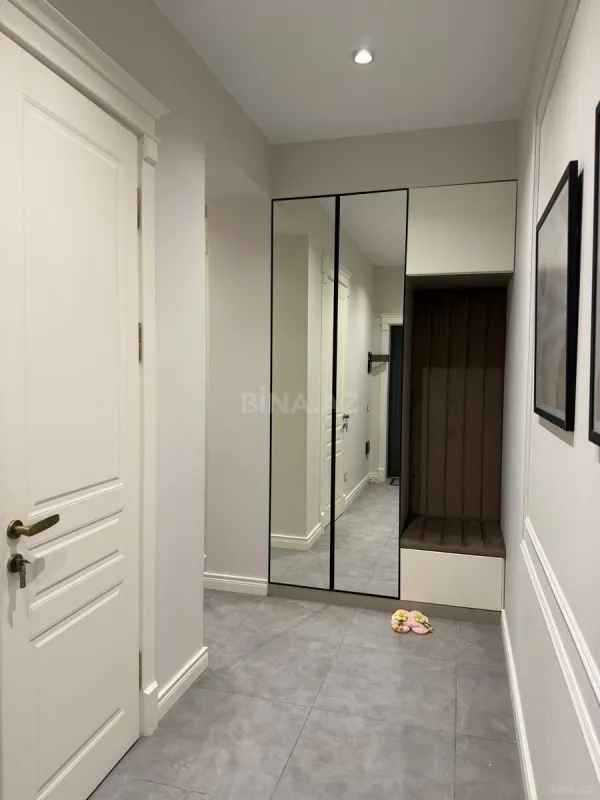 Kirayə verilir 2 otaqlı mənzil 68 m²