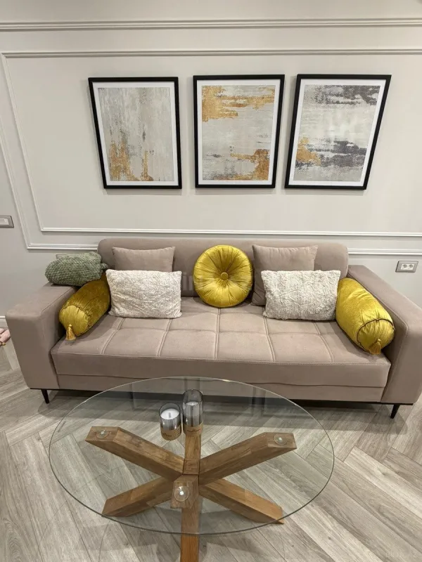 Kirayə verilir 2 otaqlı mənzil 68 m²