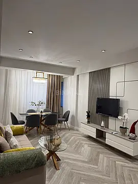 Kirayə verilir 2 otaqlı mənzil 68 m²