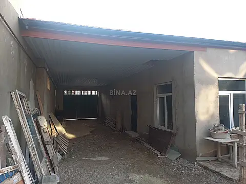 Satılır 10 otaqlı həyət evi 630 m²