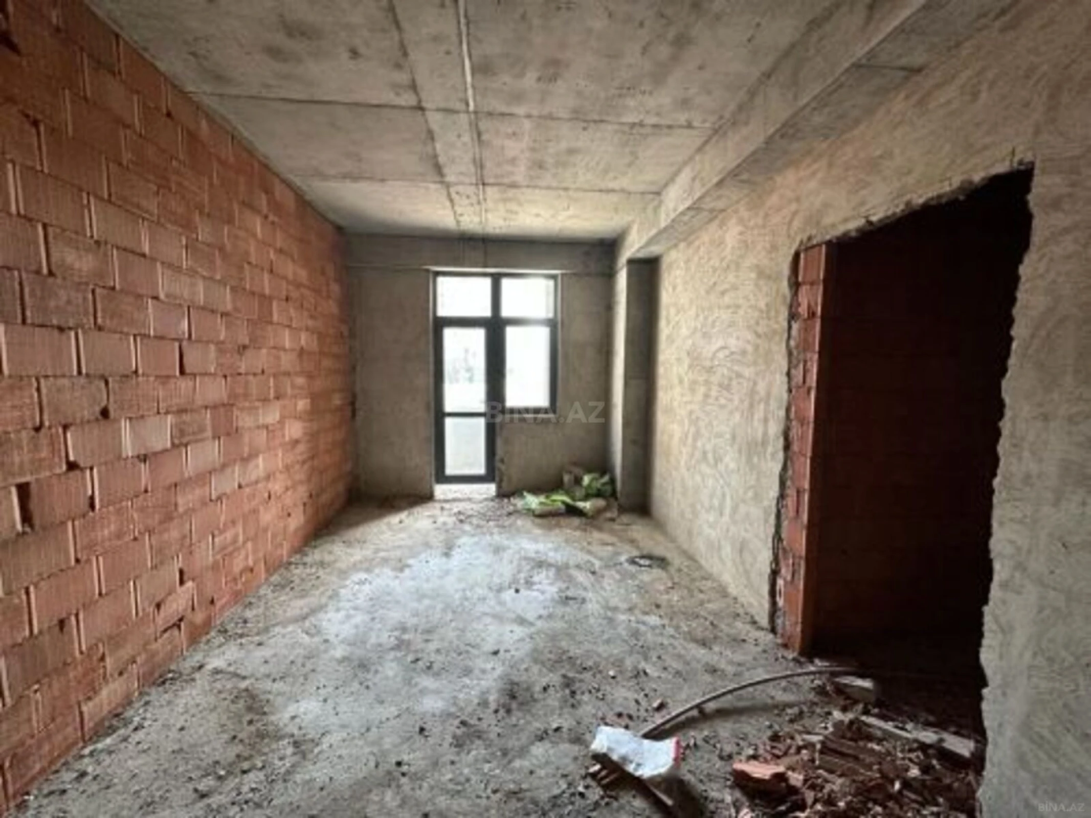 Satılır 2 otaqlı mənzil 74 m²