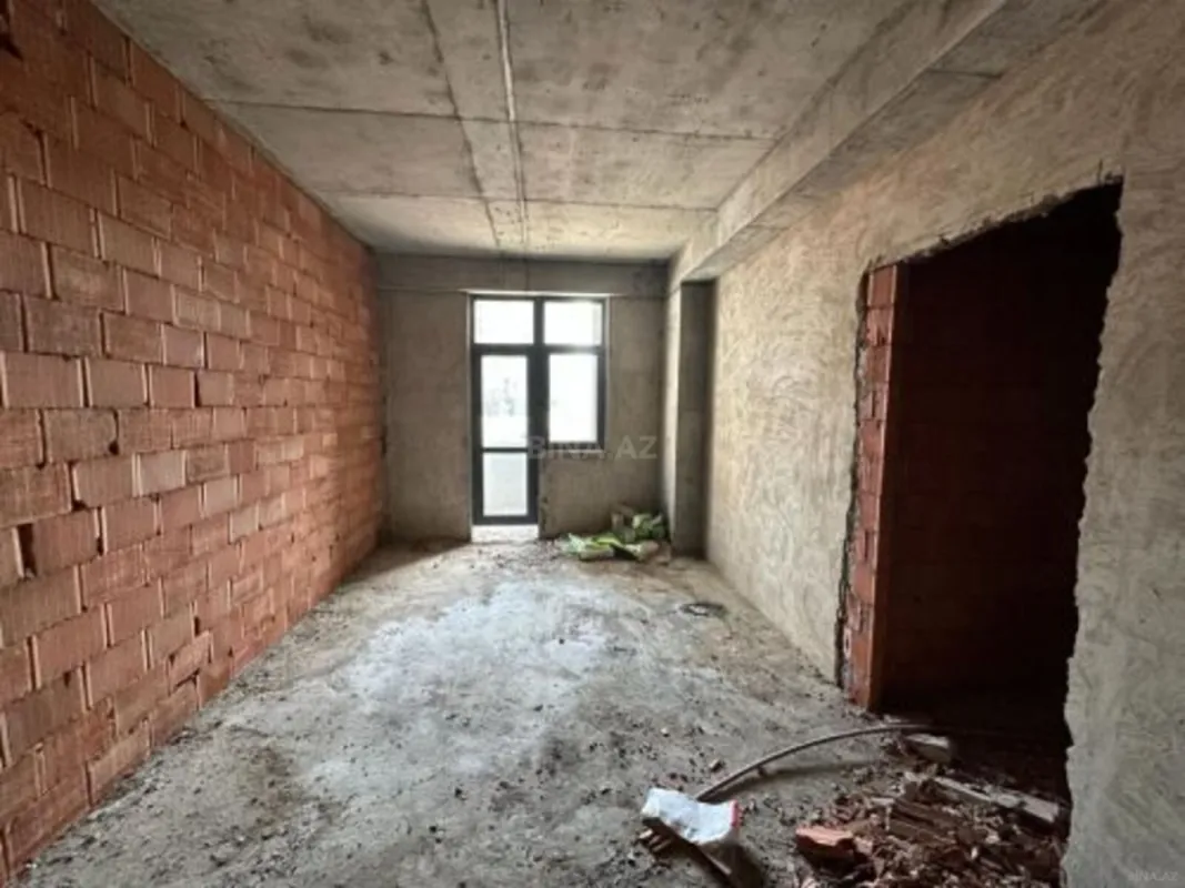 Satılır 2 otaqlı mənzil 74 m²