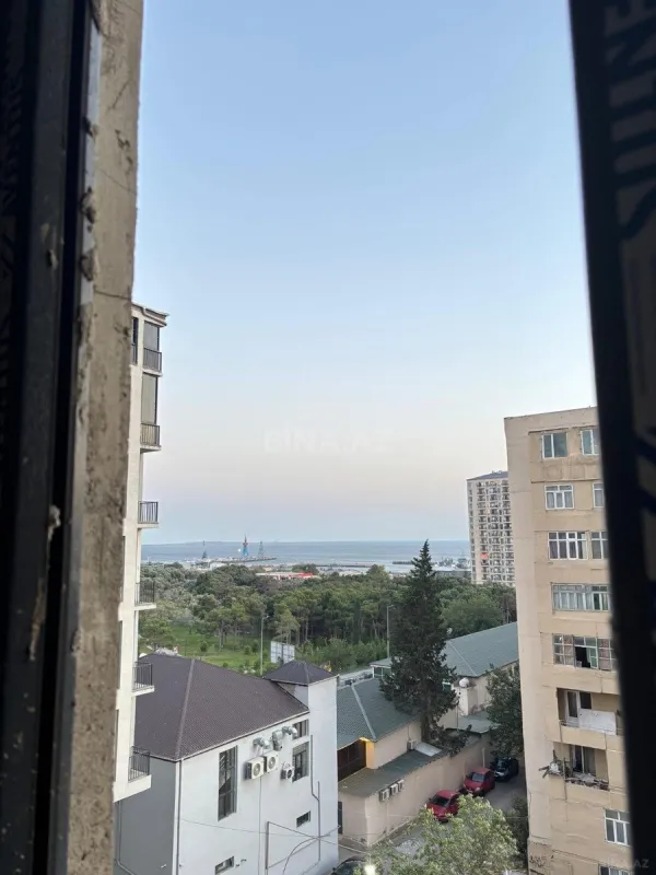 Satılır 2 otaqlı mənzil 74 m²