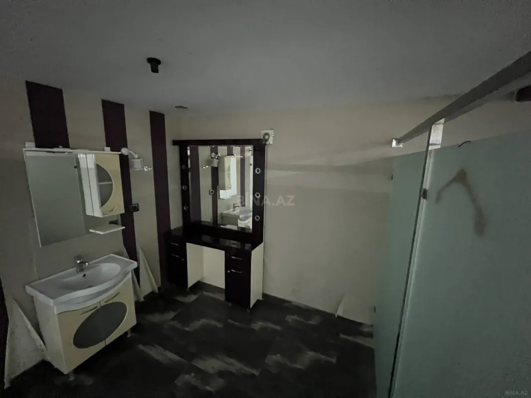 Satılır obyekt 80 m²