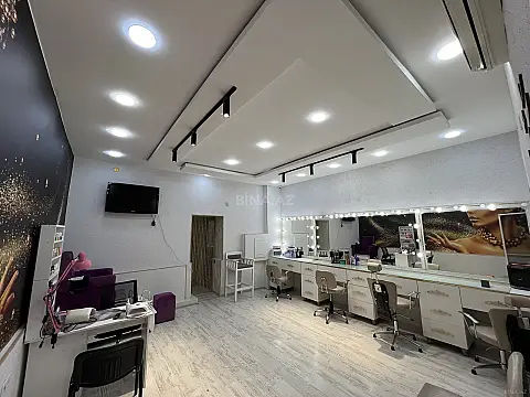 Kirayə verilir obyekt 10 m² — Bakı, İnşaatçılar 10.00 m²