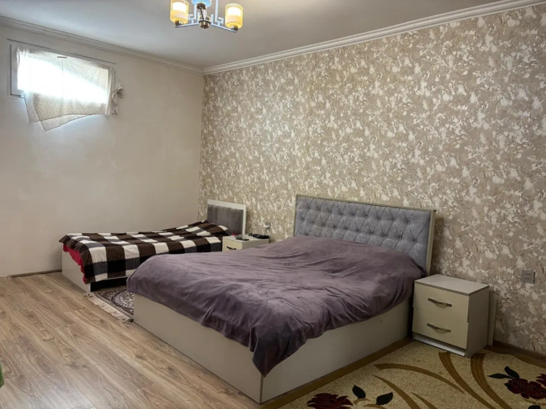 Satılır 7 otaqlı həyət evi 220 m²