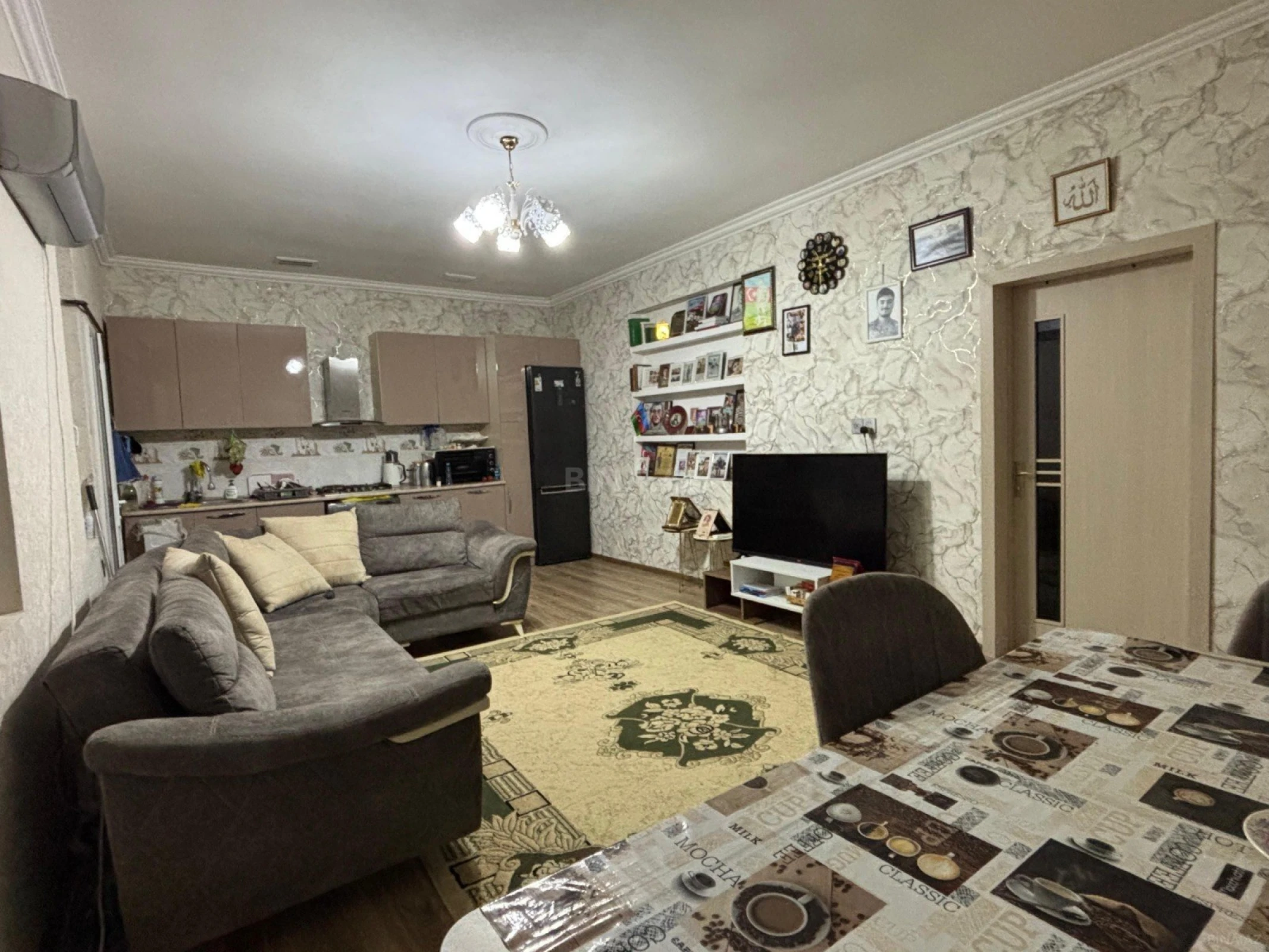 Satılır 7 otaqlı həyət evi 220 m²