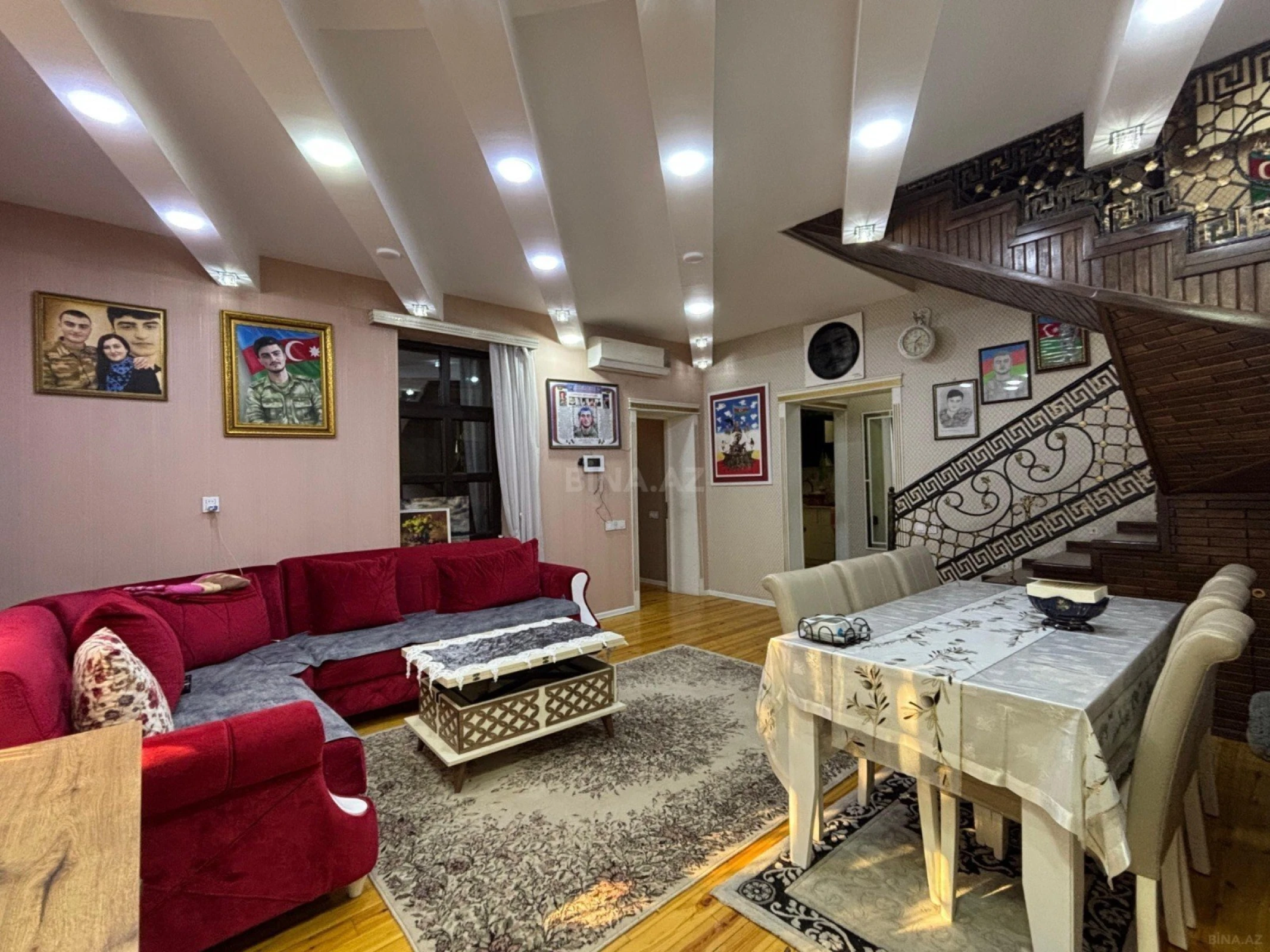 Satılır 7 otaqlı həyət evi 220 m²