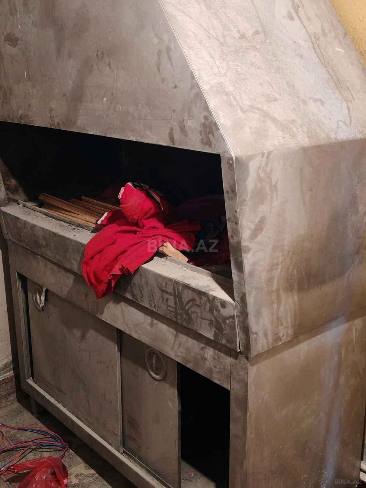 Satılır obyekt 170 m²