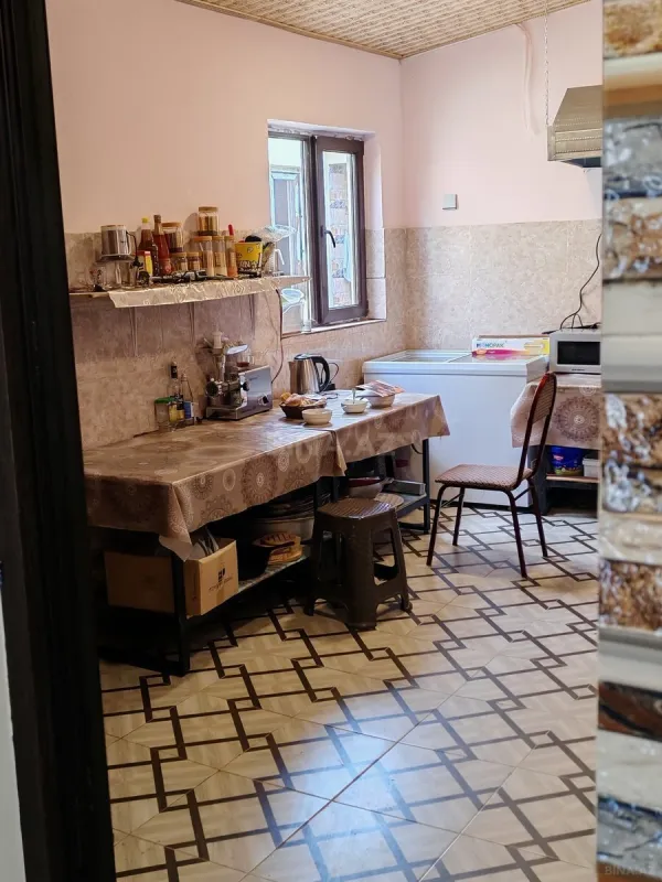 Satılır obyekt 170 m²