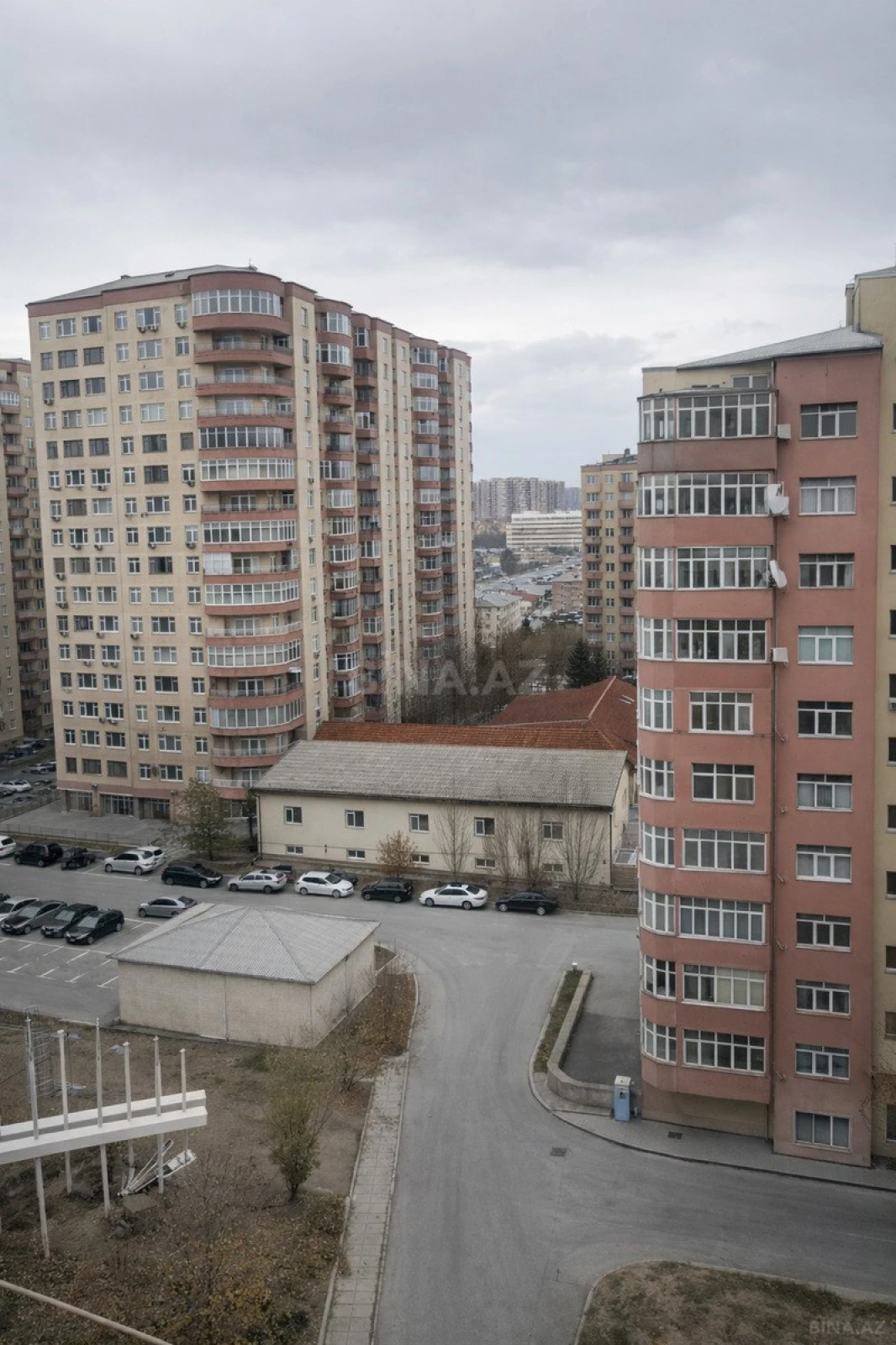 Satılır 2 otaqlı mənzil 60 m²