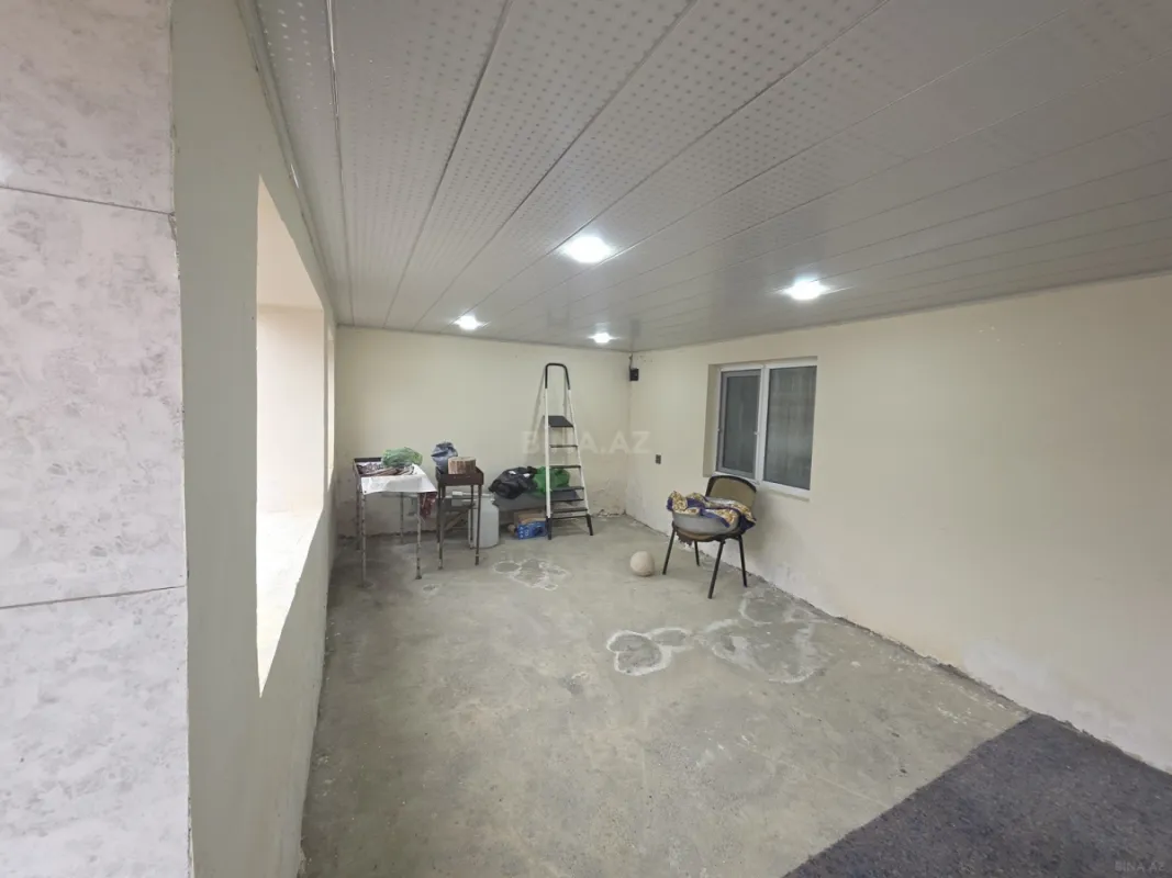 Satılır 8 otaqlı həyət evi 172 m²