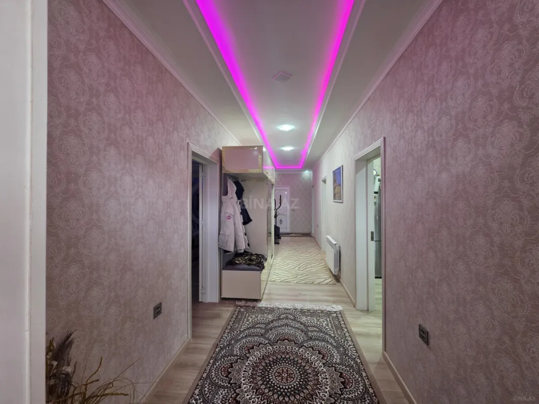 Satılır 8 otaqlı həyət evi 172 m²