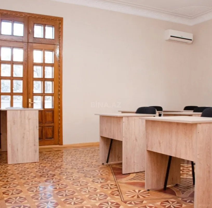 Kirayə verilir 2 otaqlı ofis 58 m²