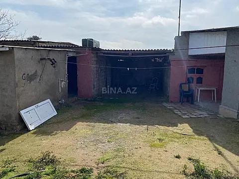 Satılır 6 otaqlı həyət evi 100 m²