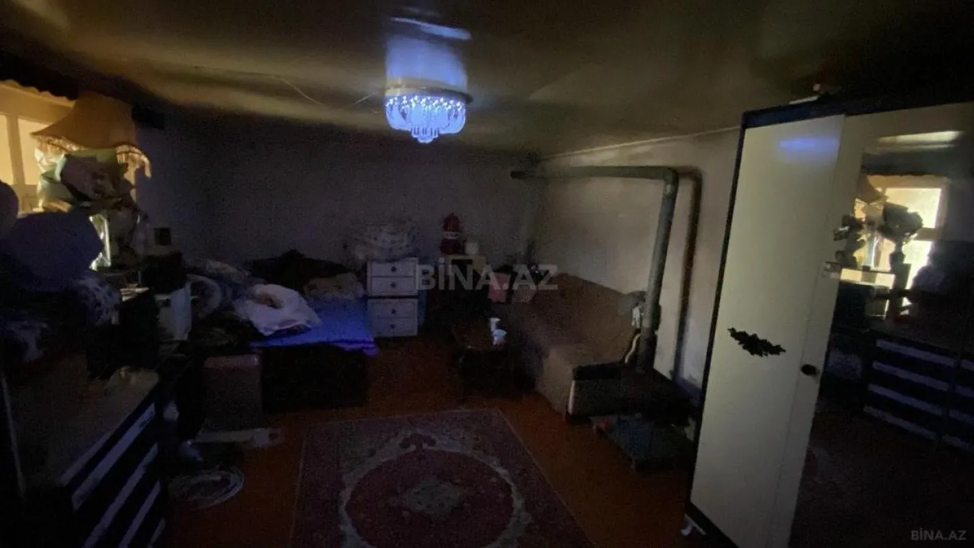 Satılır 6 otaqlı həyət evi 100 m²