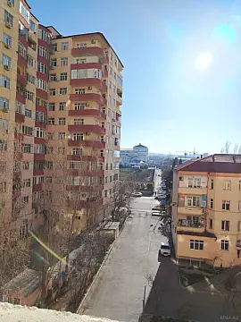 Satılır 3 otaqlı mənzil 76 m²