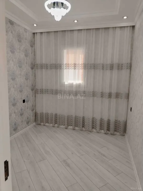 Satılır 3 otaqlı mənzil 76 m²