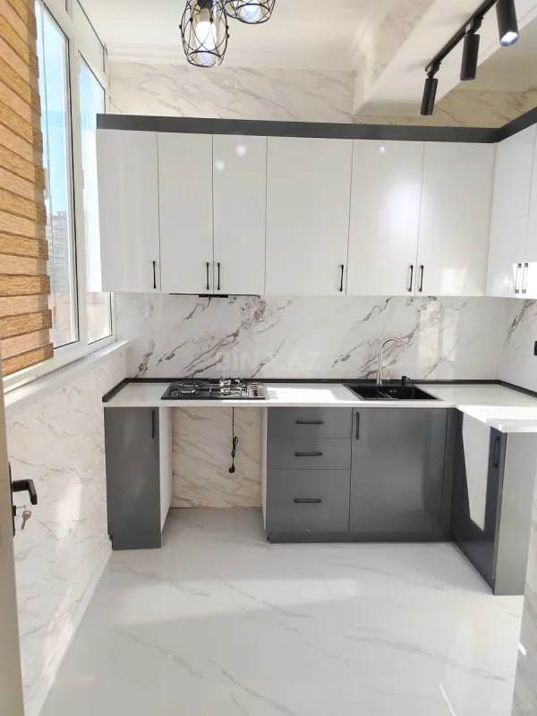 Satılır 3 otaqlı mənzil 76 m²